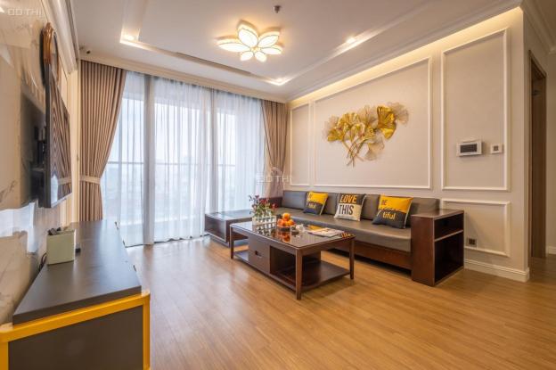 Đăng bán hộ người nhà, căn hộ chung cư 3PN, 115m2, giá 4 tỷ, chung cư Goldmark City Hồ Tùng Mậu