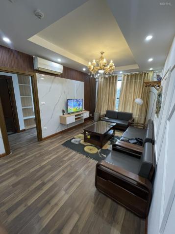 (HOT)Chính chủ cần bán căn hộ 2 ngủ 82m2 dự án Housinco Nguyễn Xiển, tầng trung, nhà đẹp giá 3.1 tỷ