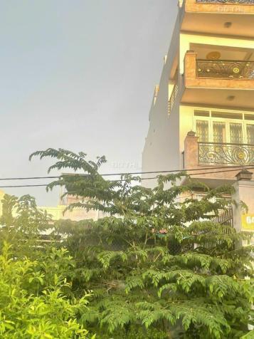 Bán nền mặt tiền đường Hoàng Quốc Việt , phường An Bình . DT 80m2 . Giá 6 tỷ