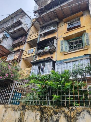 Cho thuê nhà tầng 4 tập thể G6 Thanh Xuân Nam 60 m, 2PN. Giá thuê 7 triệu/ tháng.
