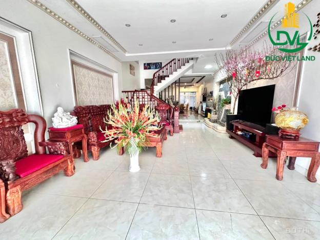 Bán nhà mặt phố 3 tầng tại Đường Hoàng Văn Thụ, Cốc Lếu, Lào Cai, diện tích 122m2 giá 4 tỷ 790