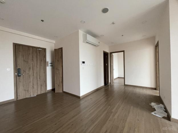 Bán căn hộ 2 ngủ 2 vệ sinh, Đông Nam - Chung cư Sky Oasis Ecopark - Cắt lỗ 200tr