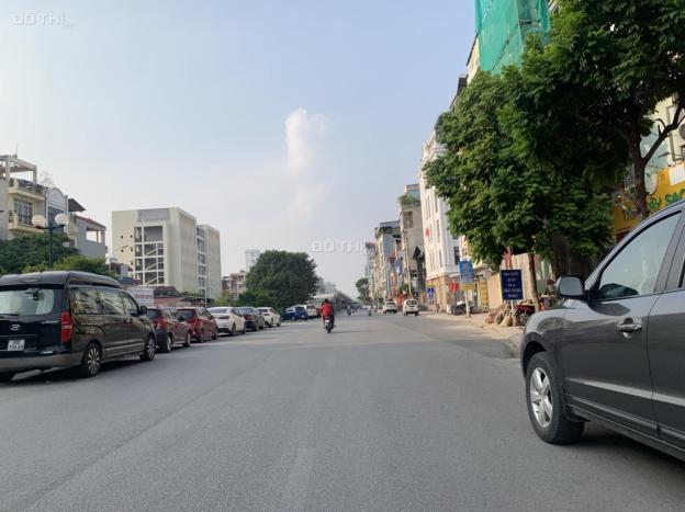 Bán gấp giá rẻ 90m mặt bằng kinh doanh mặt phố Hồng Tiến, Long Biên