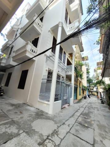 Bán đất Thổ Cư Vị Trí Đẹp Cho AC đang có nhu cầu đầu tư Tại phố Cự Lộc, Thanh Xuân, DT 135 m2